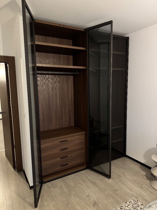 Poliform closet 