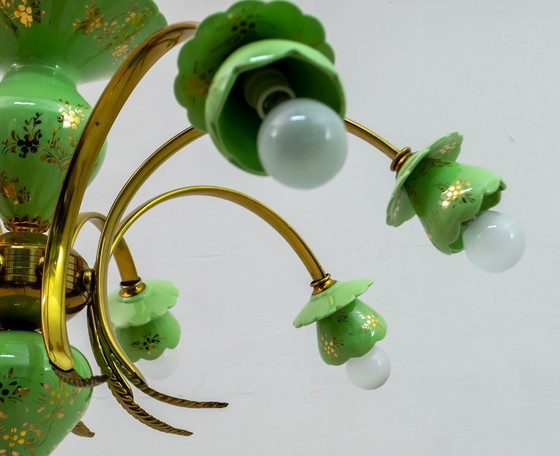 Image 1 of Lampadario italiano a 8 luci in porcellana e ottone in stile neoclassico, anni '60