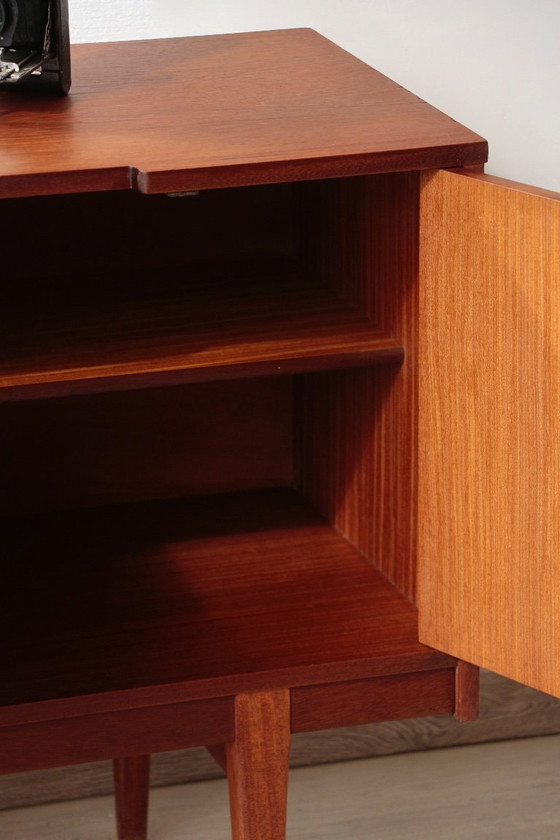 Image 1 of Nathan Teak-Sideboard (1960er Jahre) – Restauriertes englisches Design