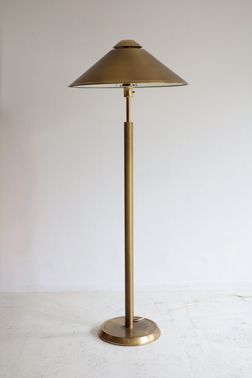 Standing lamp Orsjö, Belysning