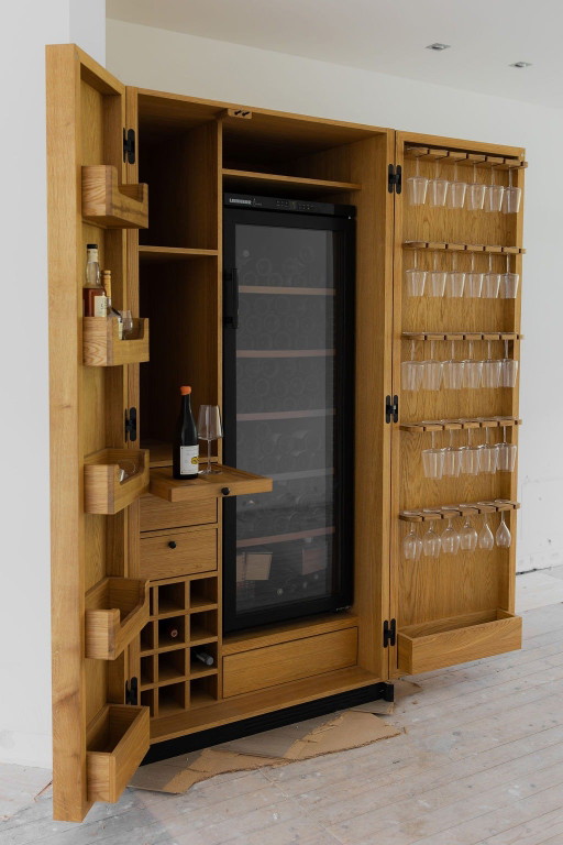 Mobile portabottiglie su misura / cantina vini realizzata su misura