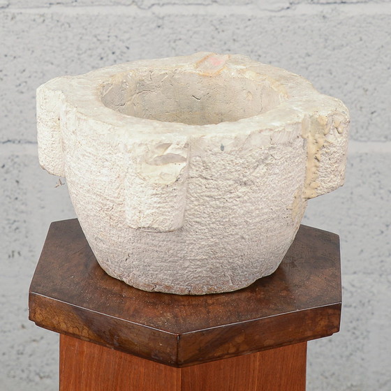 Runde Steinmörserschale aus dem 19. Jahrhundert – Küchenzubehör, Rustic (photo 10 of 10)