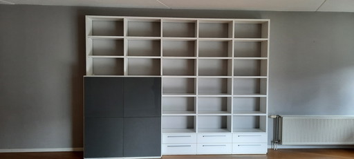 Giellesse, marchio italiano di mobili da parete flessibili dal design unico