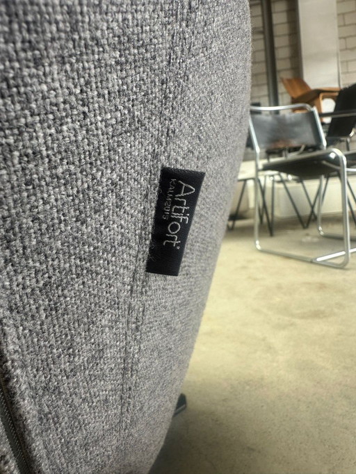 Artifort Kalm draaifauteuil by Patrick Norguet