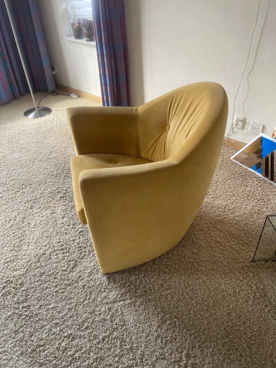 Image 1 of Fauteuil Carabas authentique Leolux – Jaune ocre