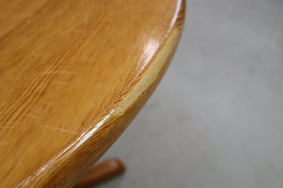 Image 1 of Scandinavian solid pine extendable dining table