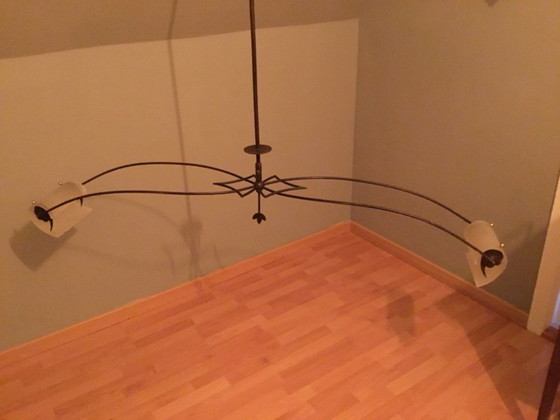 Image 1 of Lampada a sospensione, struttura in bronzo con 2 paralumi in vetro di Murano