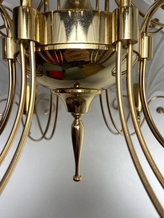 Image 1 of Elegant Italian Vintage Chandelier with Murano Shells