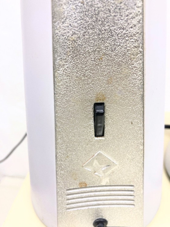 Image 1 of 2 lampade da tavolo alogene Iota dall'Italia anni '80 design Hikaru Mori per Nemo