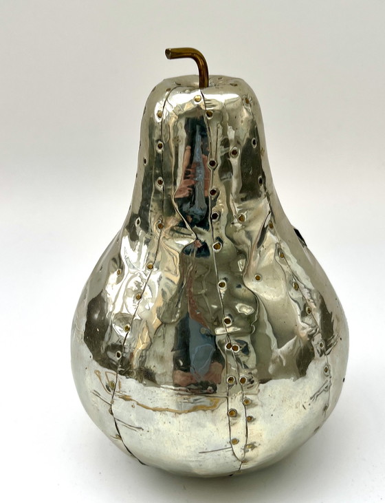 Image 1 of Studio-Metal-Art / Brutalist Metal Fruit Sculptures (ca. 1970/80er) Handgefertigte Metall-Skulptur „Birne" -