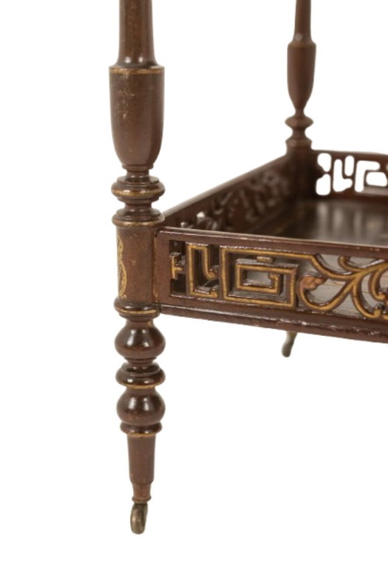 Image 1 of Klein bijzettafeltje met lakdecoratie in Japanse stijl. Periode Napoleon III.