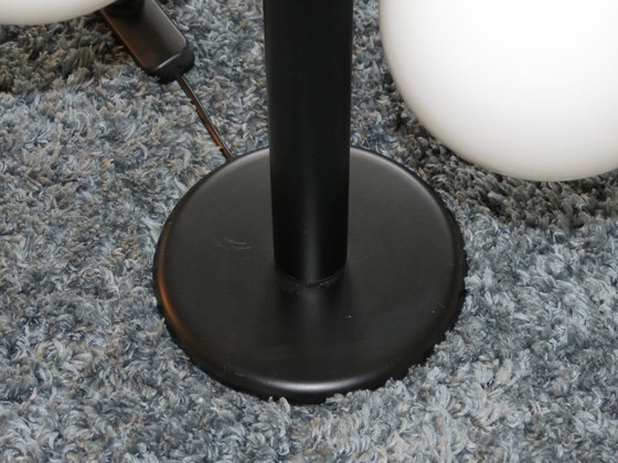 Image 1 of lampada da tavolo retrò bianca e nera con 3 sfere di vetro