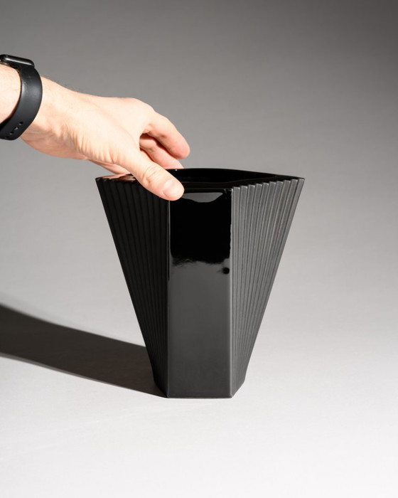 Image 1 of Black Porcelain Vase Duo Wolf Karnagel & Sami Wirkkala for Rosenthal, 80s–90s