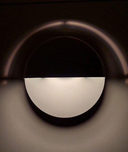 Round (Matte) White Metallic Wall Lamp