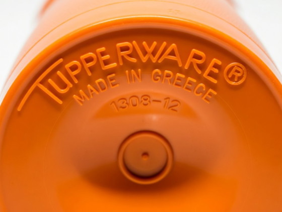 Image 1 of Ensemble de 3 pièces Tupperware vintage : pichet à jus, shaker et tour à épices