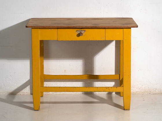 Antiker bemalter Küchentisch aus Kiefernholz – Mitteleuropa, ca. 1920 – Esstische, Iron, Rustic (photo 28 of 40)