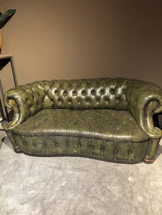 Image 1 of Canapé Chesterfield ancien et vintage