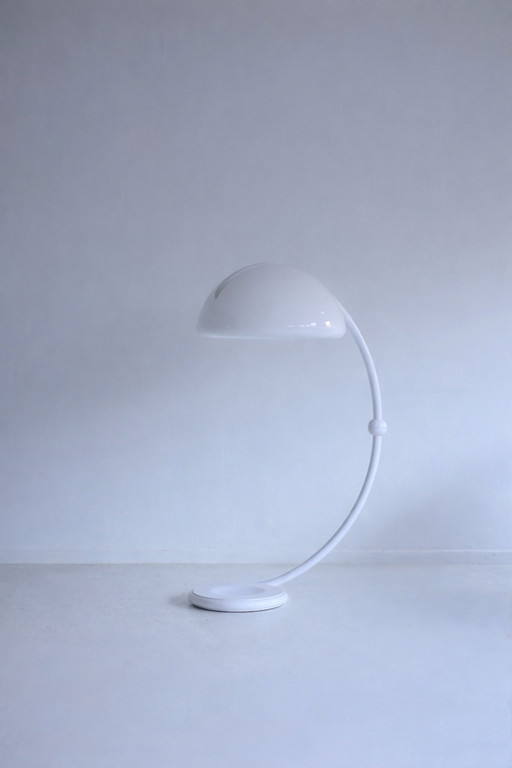Serpente vloerlamp, Ellio Martinelli