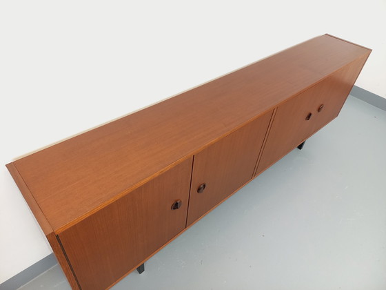 Image 1 of Enfilade meuble de rangement vintage style scandinave moderniste en teck et métal noir des années 60