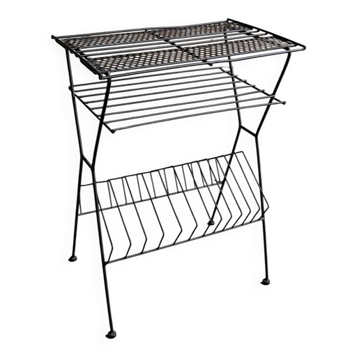 Metal magazine/vinyl rack