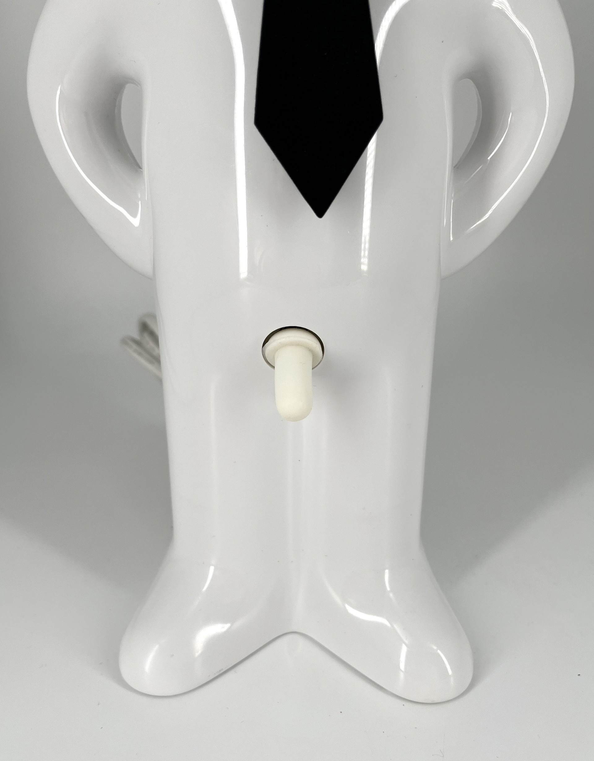 Lampada da tavolo Propaganda Mr. P 'One Man Shy' | €75 | Whoppah