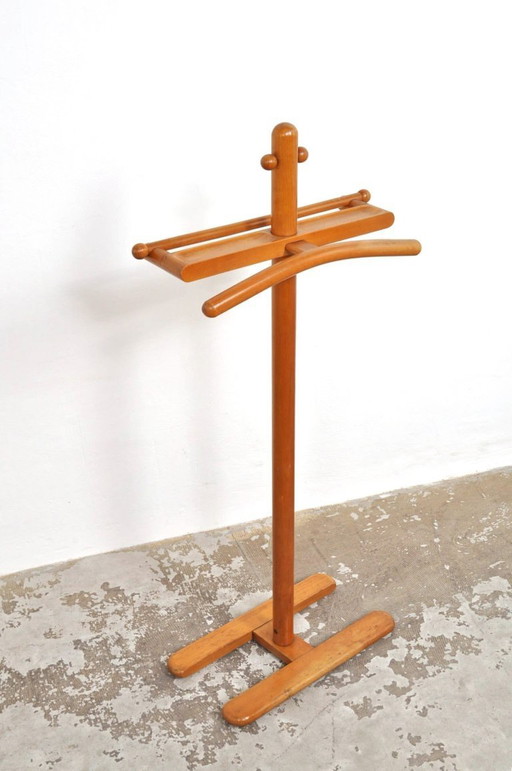 Vestidor antiguo de madera de haya
