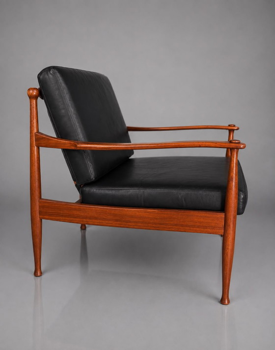 Salotto scandinavo di metà secolo – Divano a 3 posti e coppia di poltrone – Teak massello – Danimarca, anni (photo 6 of 7)