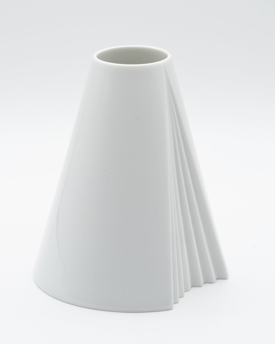 Image 1 of Chic Vintage Rosenthal Plissée Vase Duo Ambrogio Pozzi Minimalist Porcelain Art
