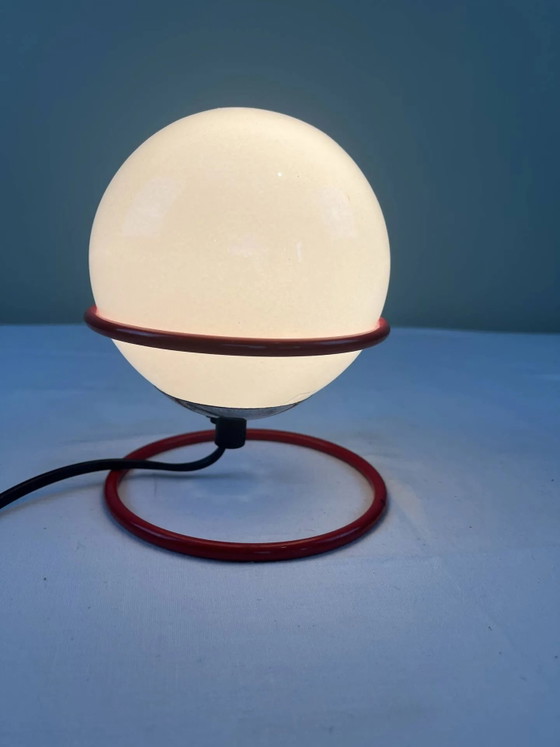Vintage Italian design ball lamp from the 1970s. – Table lamps, Metal, Space Age (photo 4 of 17)