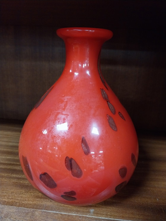 Image 1 of 1 vaso di murano di barovier e toso rosso con accenti dorati anni '70