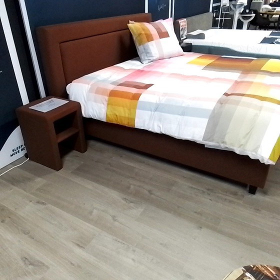 Image 1 of Suite 1000 boxspring - 180x200