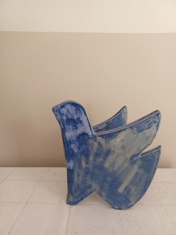 Minimalist ceramic bird Sculpture - Organic modern studio pottery (photo 5 of 7)