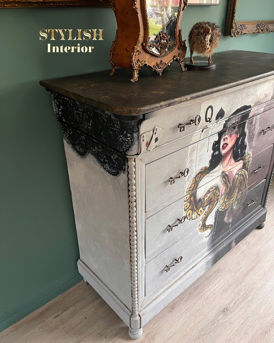 Image 1 of Cassettiera Regina di Picche