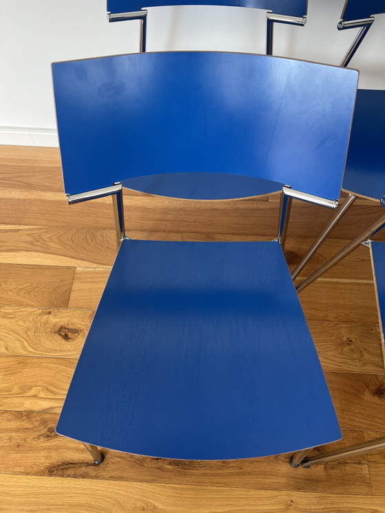 10 sedie impilabili Gijs van der Sluis Quasi Stacking Chairs, colore rosso/blu, laminate con struttura (photo 5 of 15)