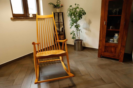 Image 1 of Varjosen Puunjalostus Schommelstoel