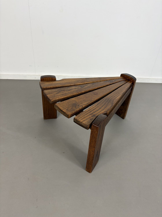 Image 1 of Tavolino laterale triangolare brutalista di Dittman per Awa Radbound, anni '60