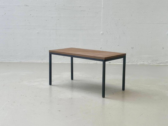 Minimalistische vintage tafel met houtfineer en stalen frame, jaren 80. – Bijzettafels, Wood (photo 14 of 14)