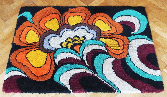 Image 1 of 1970s German Wool Rug with Pop-Art Floral Pattern