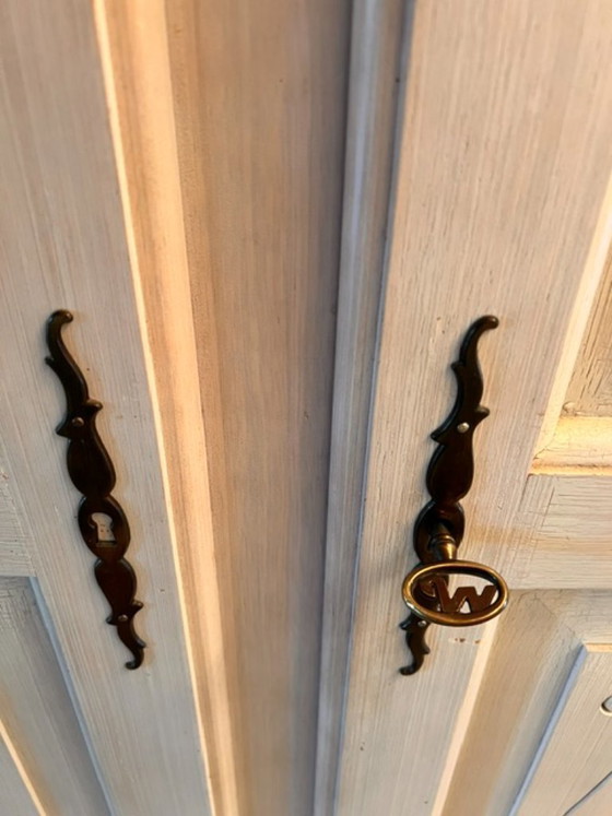Image 1 of Armoire de couloir unique / armoire de ferme