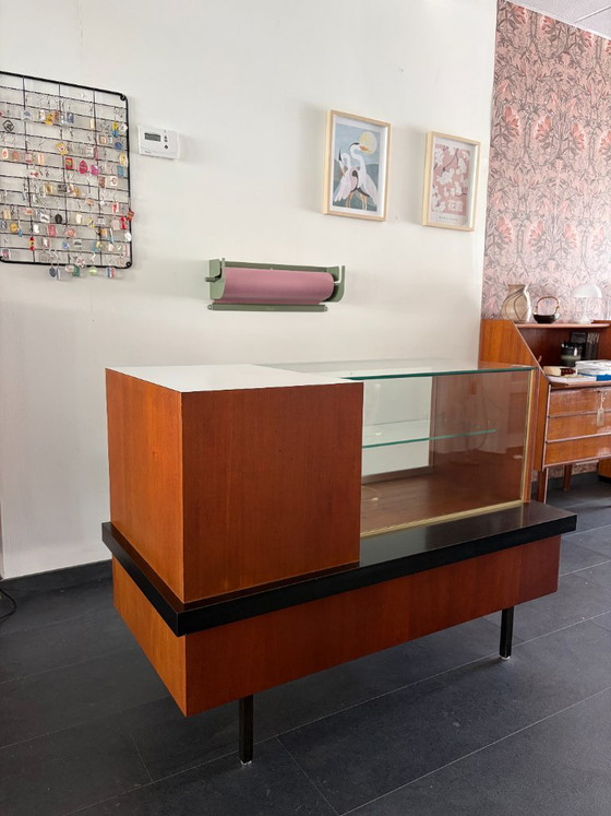 Comptoir Vintage avec Vitrine et Tiroir – Glass, Wood (photo 10 of 10)