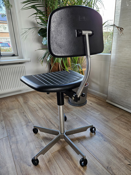 Image 1 of Chaise de bureau Kevi "Fritz Hansen