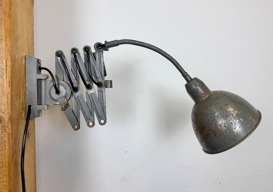Image 1 of Grijze industriële schaarwandlamp van Elektroinstala, jaren 60