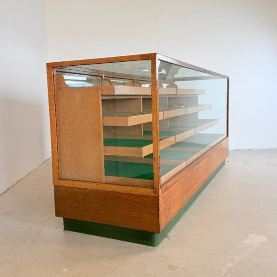 Image 1 of Bancone da merceria vintage in rovere – SLB Stuttgart