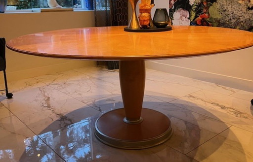 Mesa redonda Giorgetti Chi Wing Lo