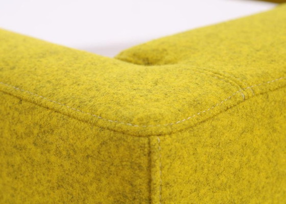 Image 1 of Offecct Sedia girevole Solitaire giallo ocra