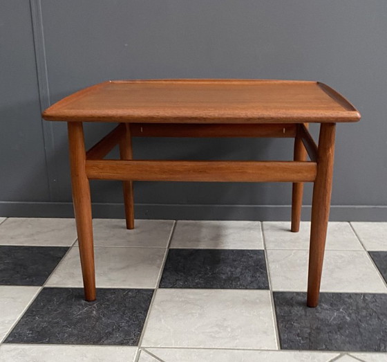 Mesa de centro cuadrada de teca diseñada por Grete Jalk para Glostrup, Dinamarca, década de 1960. (photo 5 of 13)
