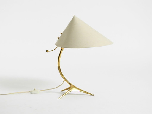 Beautiful large mid-century modern brass crow's foot table lamp by Kalmar Austria