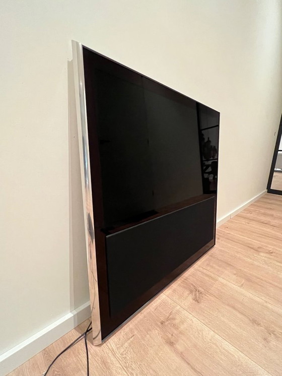 Image 1 of B&O Bang & Olufsen BeoVision 10 40"