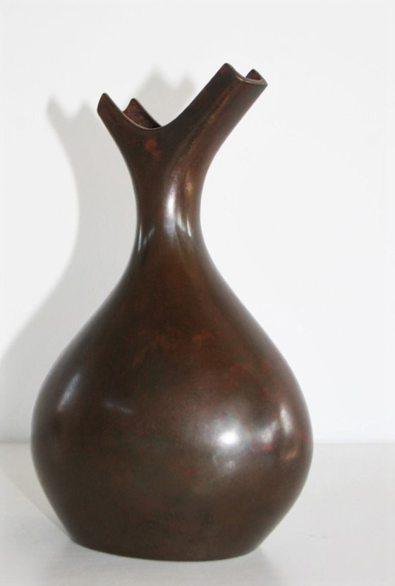 Image 1 of Kobayashi Masayoshi - Bronze vase - Japan
