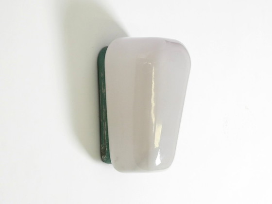 Image 1 of Zeldzame en zeer fraaie Mid Century Modern buitenwandlamp van Bega, model 168.